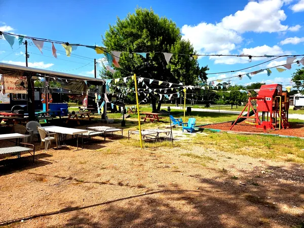 Delicious food, fun outdoor dining