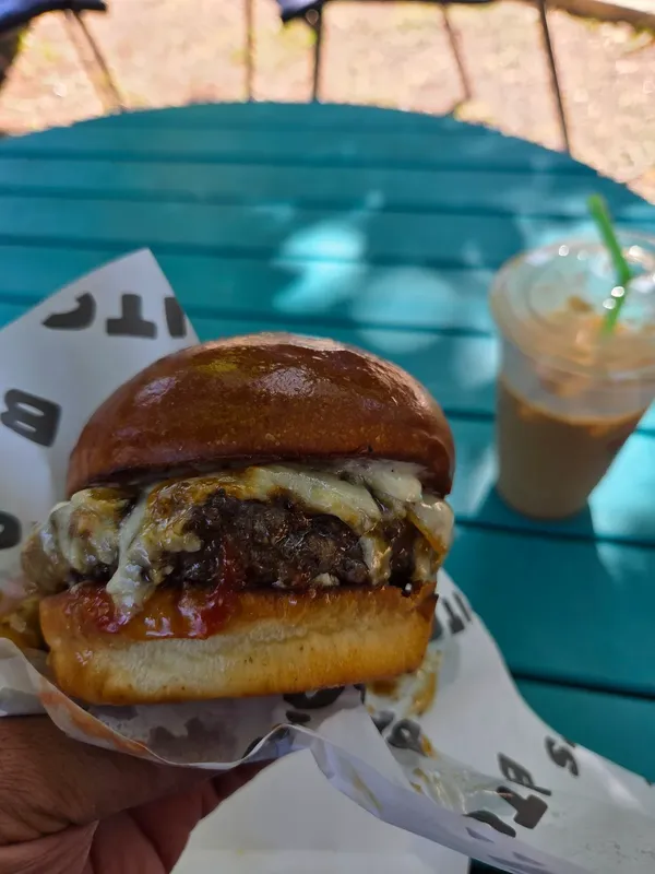The Street Burger